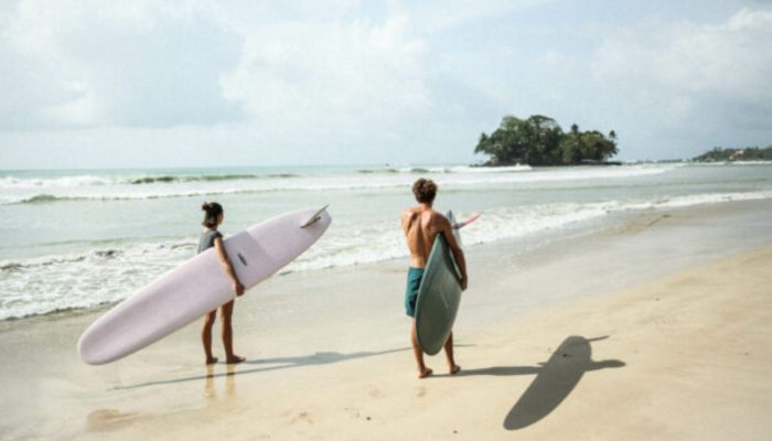 Surfing-Weligama