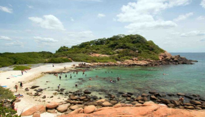 Visit-the-pigeon-island- white-sandy-beach