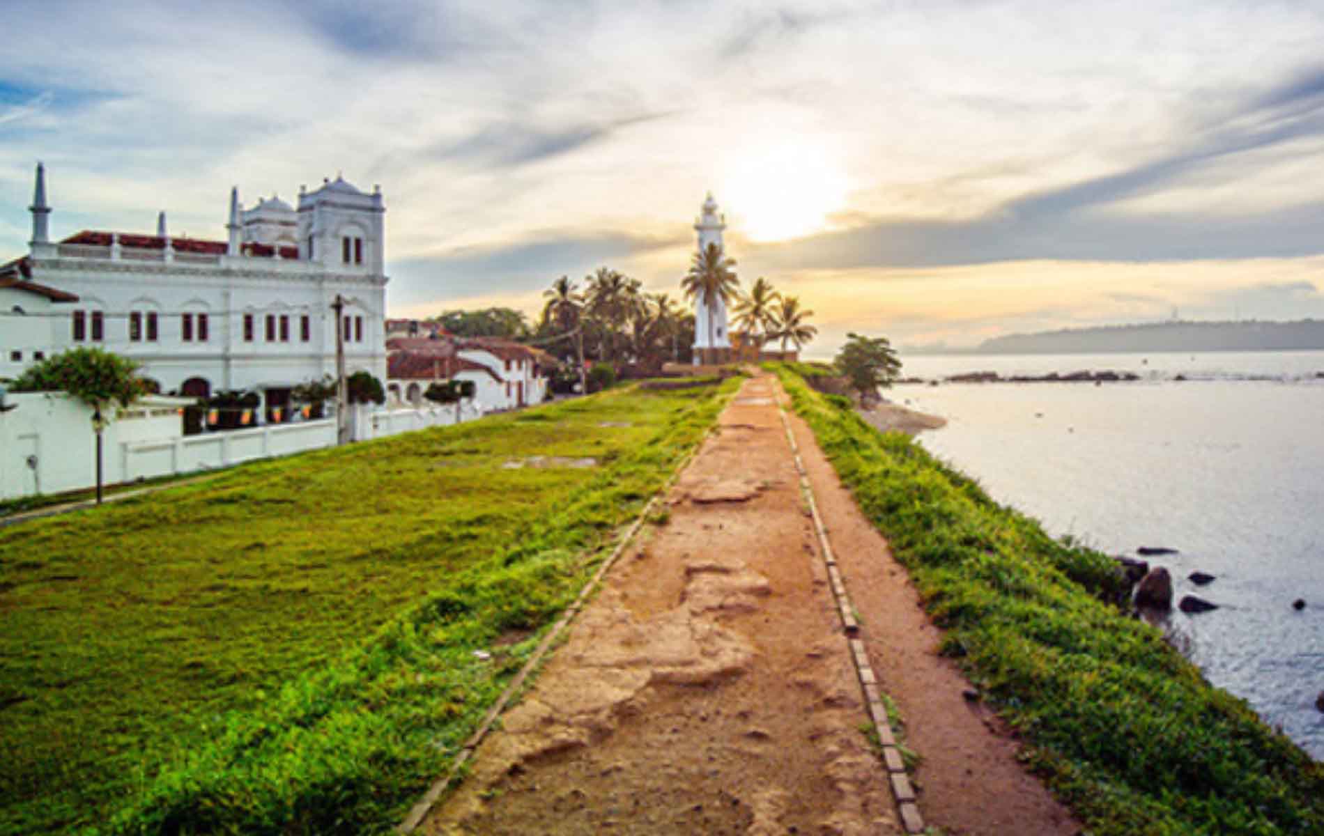 Walk through Old Dutch Fort