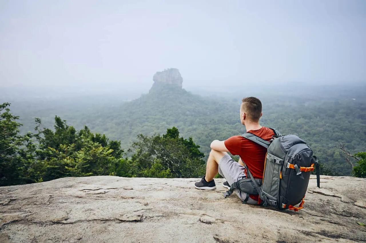 Sri Lanka packing list, Sri Lanka travel essentials, Sri Lanka holiday packing guide, what clothes to wear in Sri Lanka, Sri Lanka family packing list